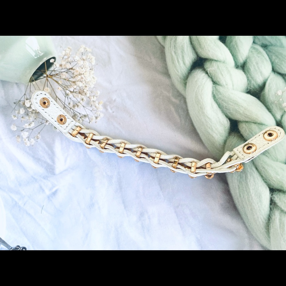 Henri Bendel White Leather Rivet and Crystal Logo Snap Bracelet - Picture 7 of 7